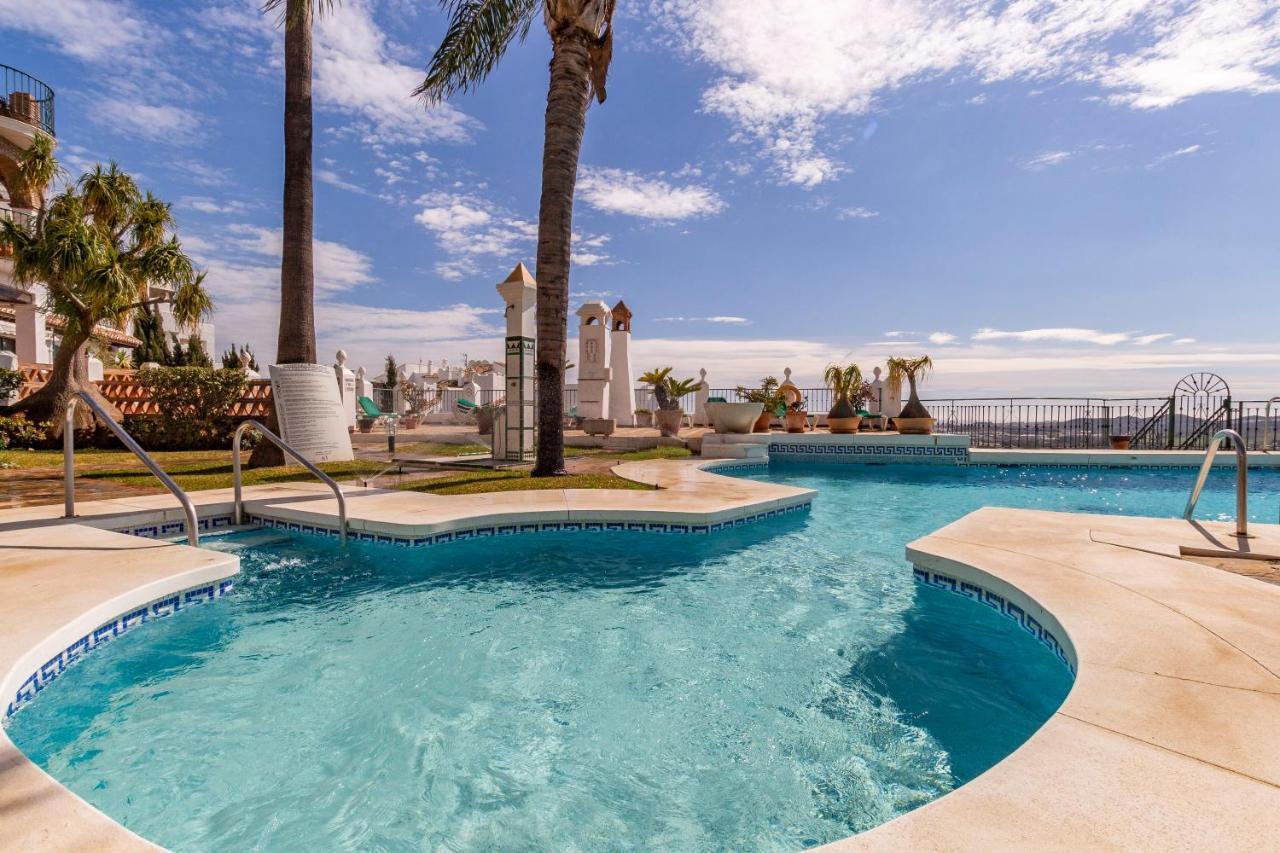 Sanders Golf - Lovely Two-Bedroom Apartment With Shared Pool MIJAS COSTA Exterior photo
