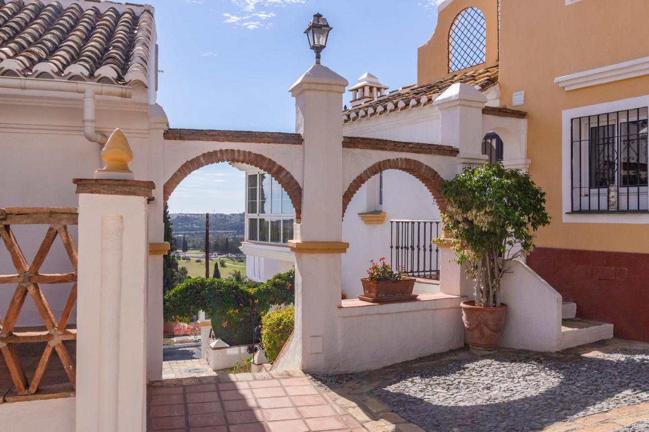 Sanders Golf - Lovely Two-Bedroom Apartment With Shared Pool MIJAS COSTA Exterior photo